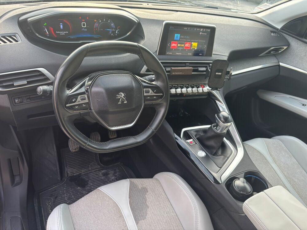 3008 II 1.2 PURETECH 130 CH ALLURE / 1 ER MAIN / MOTEUR NEUF / CA 2017 occasion 40000 Mont-de-Marsan