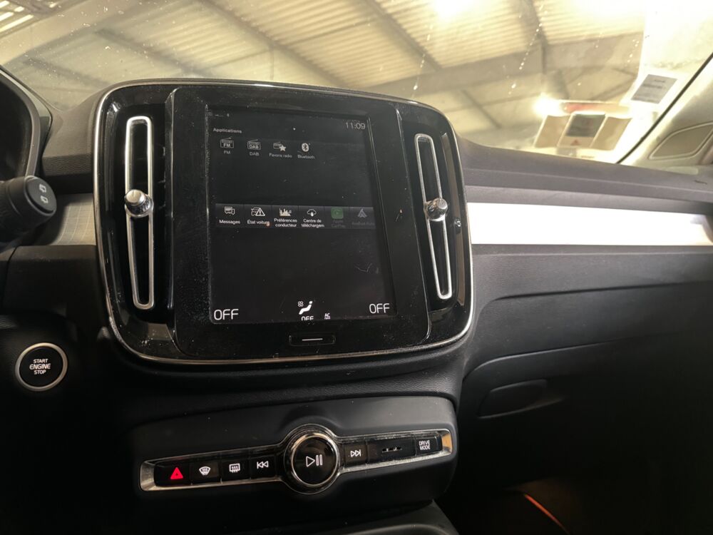 XC40 T5 261 CH RECHARGE HYBRID BUSINESS 2WD DCT / CAMERA DE RECUL 2020 occasion 29000 Quimper