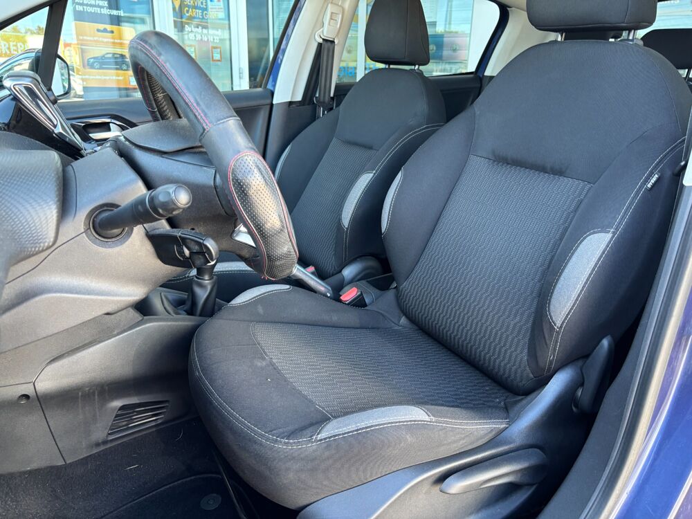 208 I 1.2 VTI 82 ch STYLE - COURROIE REMPLAC&Eacute;E 2016 occasion 64320 Idron