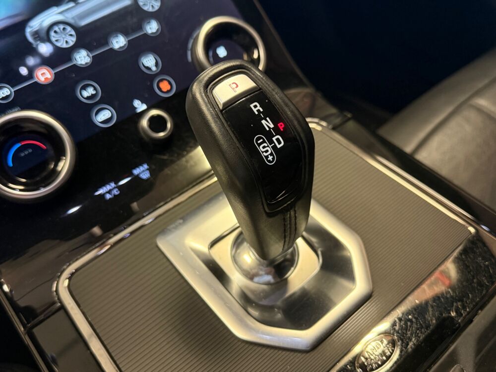 Range Rover Evoque 1.5 P300E 309 Ch 200 PHEV HYBRID 15KWH 4WD BVA APPLE CARPLAY 2020 occasion 24750 Tr&eacute;lissac