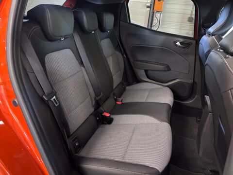 Clio 1.6 E-TECH 145 Ch 90 HYBRID Techno - Entretien RENAULT 2024 occasion 79000 Niort
