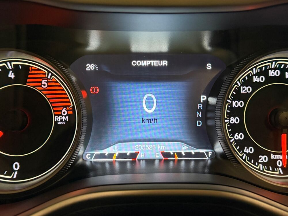 Cherokee 2.2 CRD 200 Ch OVERLAND AWD ACTIVE-DRIVE BVA TOIT OUVRANT/ S 2017 occasion 24750 Tr&eacute;lissac