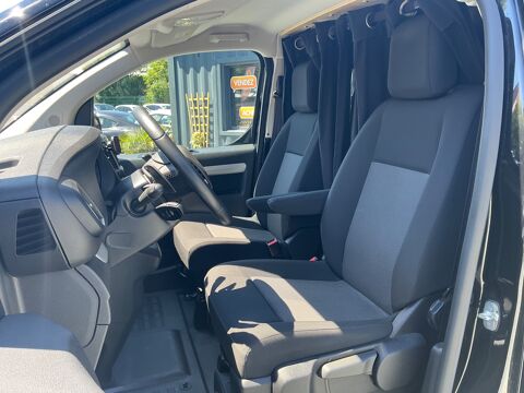 Vivaro COMBI 2.0 D 145 CH L3H1 XL BVA CABINE APPROFONDIE / AMENAGE 2023 occasion 17000 La Rochelle