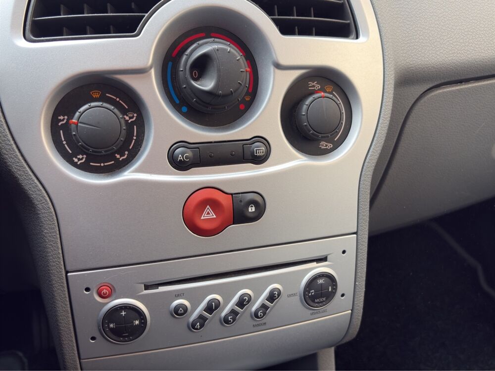 Modus 1.2 75 ECO POINT-COM - CT VIERGE - ENTRETIEN RENAULT - GARAN 2011 occasion 68000 Colmar