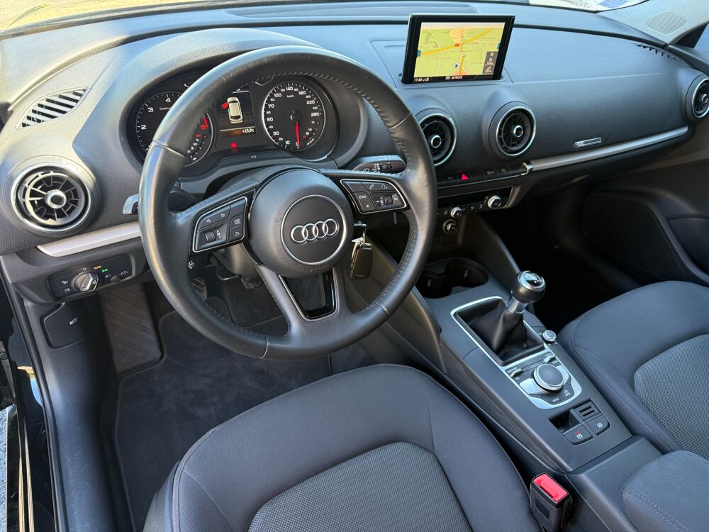A3 III (8V) SPORTBACK 1.6 30 TDI 116 ch BUSINESS LINE - ORIGINE 2019 occasion 65290 Juillan
