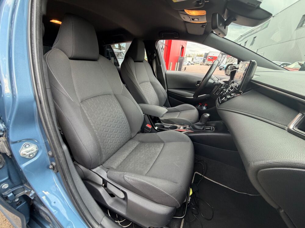Corolla TOURING-SPORTS 1.8 122ch DYNAMIC BUSINESS HYBRID BVA - SIEGE 2020 occasion 76150 Saint-Jean-du-Cardonnay