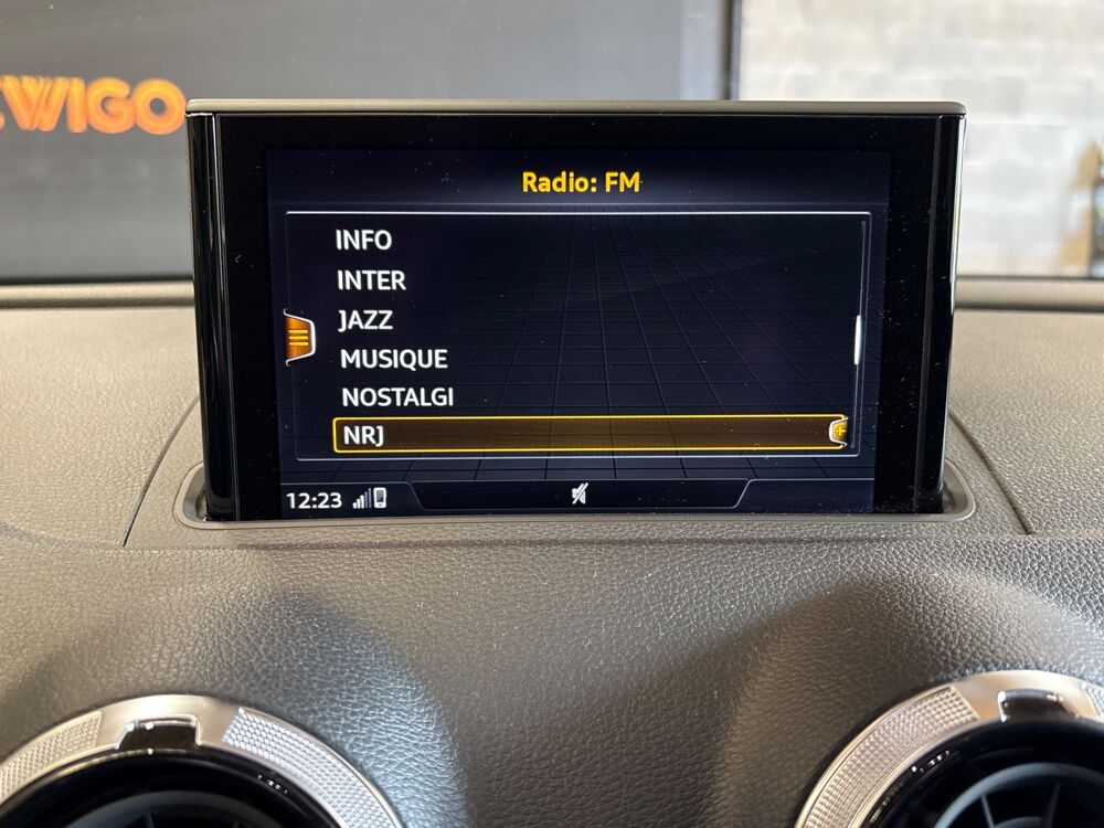 A3 SPORTBACK 40 TFSI 190CH SPORT QUATTRO - S tronic 7 - ATTELAG 2019 occasion 69400 Arnas