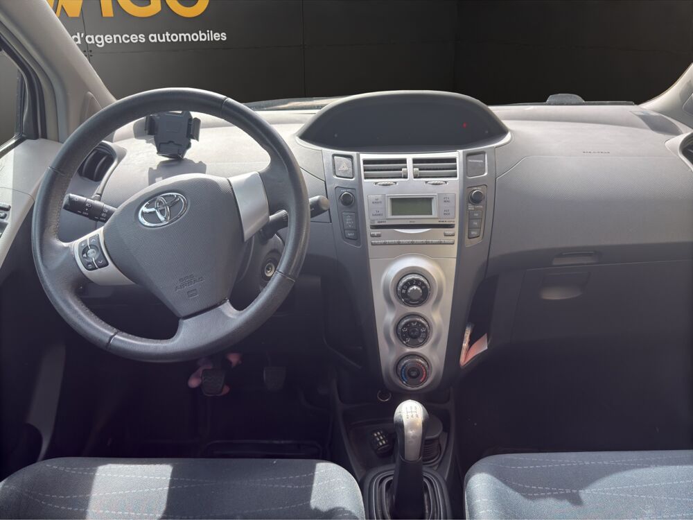 Yaris 1.3 VVTI 85 LUNA PACK - entretien constructeur complet - Dis 2008 occasion 68000 Colmar