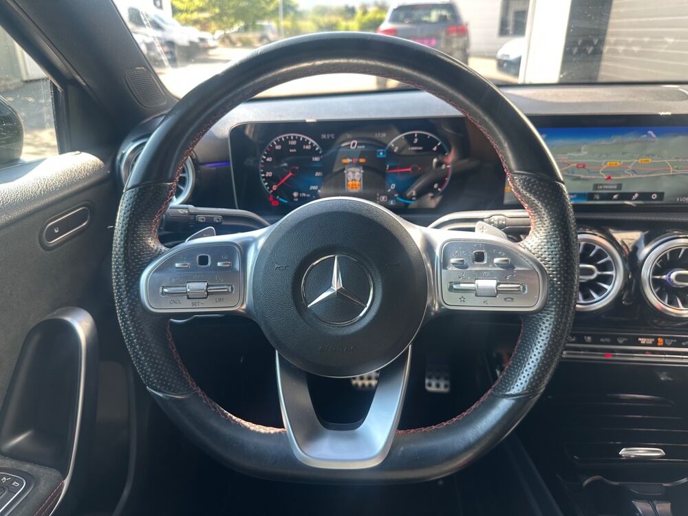 Classe A 2L 200D 150ch AMG LINE / CAMERA DE RECUL / PEINTURE GRIS MAT 2019 occasion 38420 Le Versoud