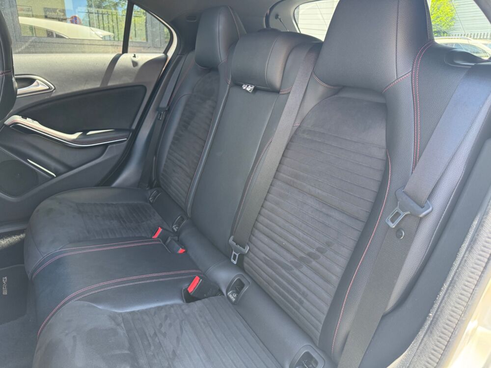 Classe A 1.5L 180D 110ch FASCINATION PACK AMG / TOIT OUVRANT PANORAMI 2017 occasion 38420 Le Versoud