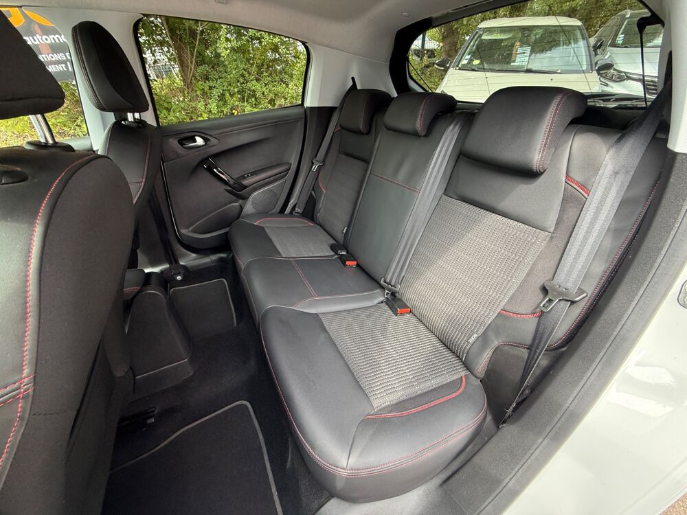 208 GENERATION-I 1.2 PURETECH 110 ALLURE BUSINESS START-STOP-TOI 2019 occasion 76150 Saint-Jean-du-Cardonnay