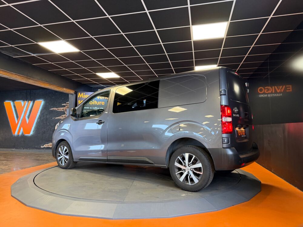 Proace 2.0 D-4D 175 EXECUTIVE MEDIUM L2 BVA // ENTRETIEN TOYOTA // 2017 occasion 44300 Nantes