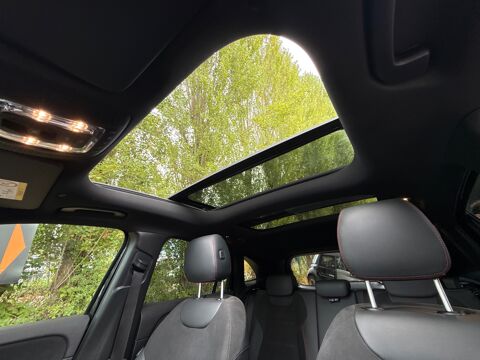 Classe GLA 2.0 200 D 150CH AMG LINE EDITION-1 8G-DCT BVA-TOIT OUVRANT- 2023 occasion 76150 Saint-Jean-du-Cardonnay