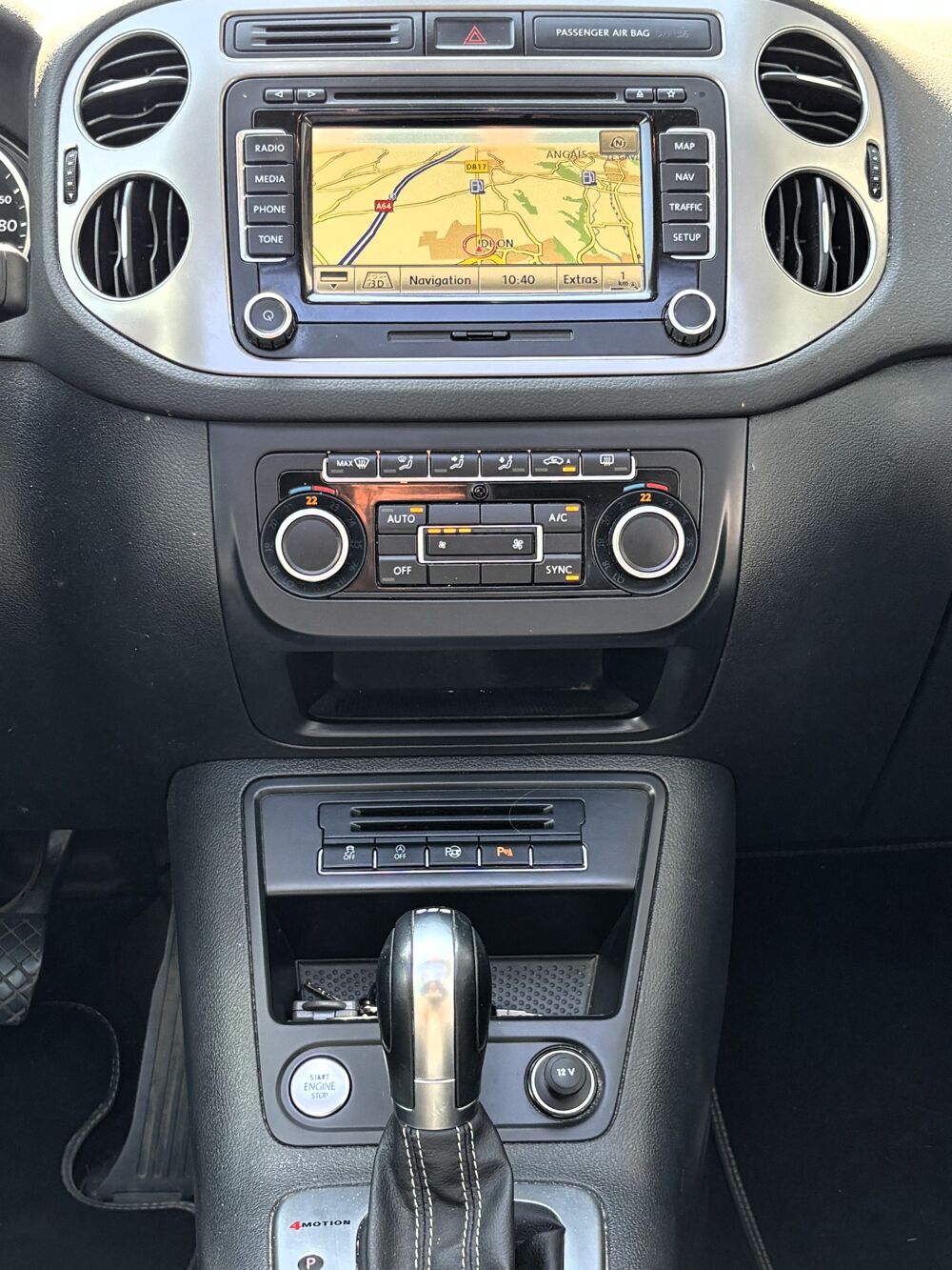 Tiguan 2.0 TDI 177 ch BLUEMOTION LOUNGE 4MOTION 2015 occasion 64320 Idron