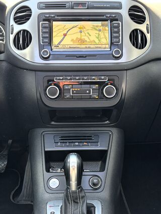 Tiguan 2.0 TDI 177 ch BLUEMOTION LOUNGE 4MOTION 2015 occasion 64320 Idron