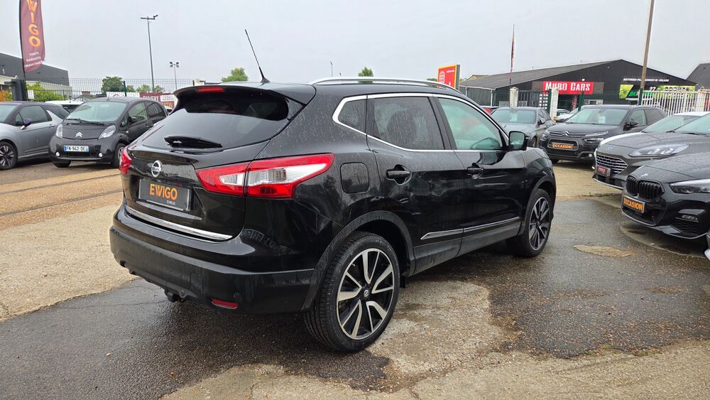 Qashqai 1.2 DIGT 115ch TEKNA 2WD X-TRONIC - CAMERA 360 - TOIT PANO - 2015 occasion 27000 &Eacute;vreux