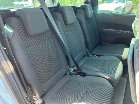 5008 1.2L 130ch ALLURE / COURROIE NEUVE / TOIT PANORAMIQUE / 1ERE 2016 occasion 38420 Le Versoud
