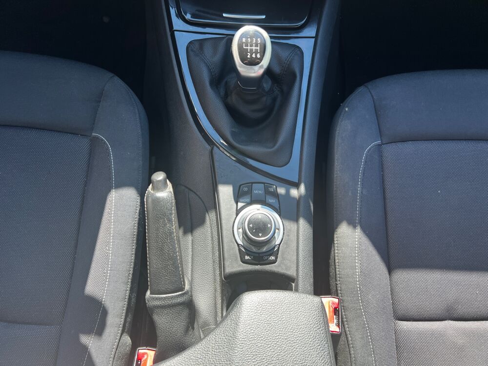S&eacute;rie 1 2.0 118 D 143 CH CONNECT DRIVE 2011 occasion 47000 Agen