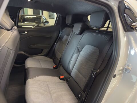 Clio V - 1.6 E-TECH 145H FULL-HYBRID 1.2KWH ENGINEERED BVA 2025 occasion 76190 &Eacute;calles-Alix