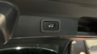 F-PACE 2.0 D 180 R-SPORT AWD BVA - ATTELAGE - SONORISATION MERIDIAN 2019 occasion 33610 Cestas