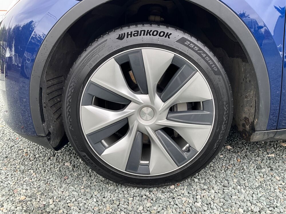Model Y LONG RANGE DUAL MOTORS 441 CV / 4 roues motrices 2022 occasion 17000 La Rochelle