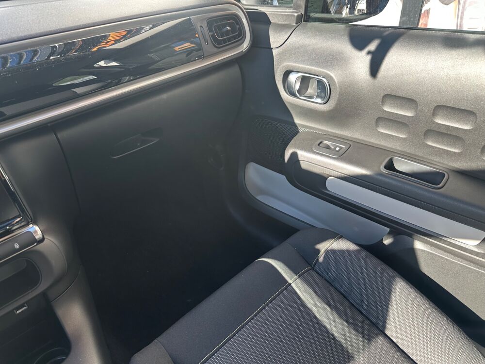 C3 1.2 80ch FEEL PACK / CLIM / RADAR DE RECUL / BLUETOOTH 2022 occasion 38420 Le Versoud