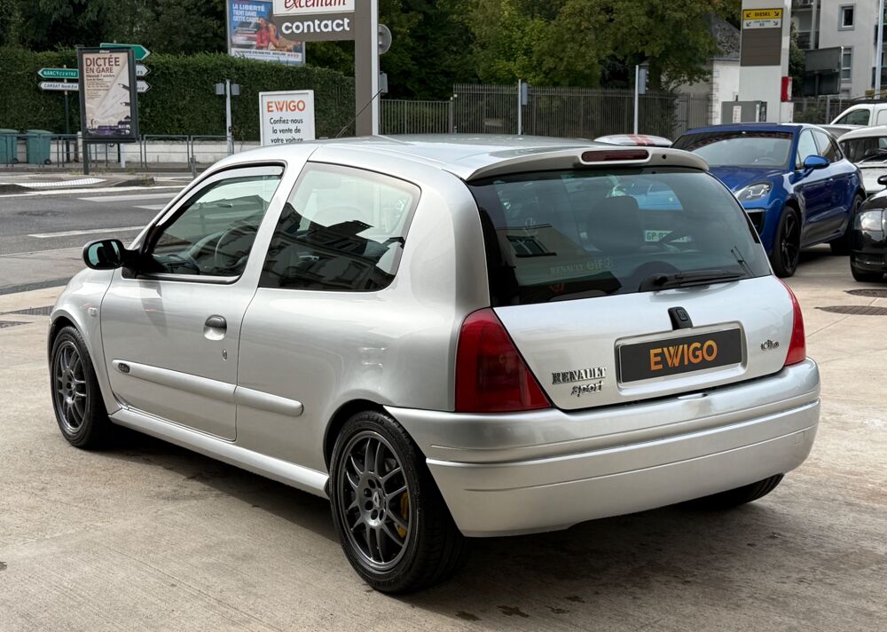 Clio II 2.0 16S 172 RS 3P SHIFTLIGHT + LIGNE InoxCar 2000 occasion 54000 Nancy