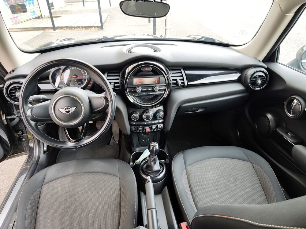 Cooper 1.5 100 ONE/3 PORTES/ ENTRETIEN &agrave; JOUR/GARANTIE 6 MOIS 2015 occasion 74600 Seynod