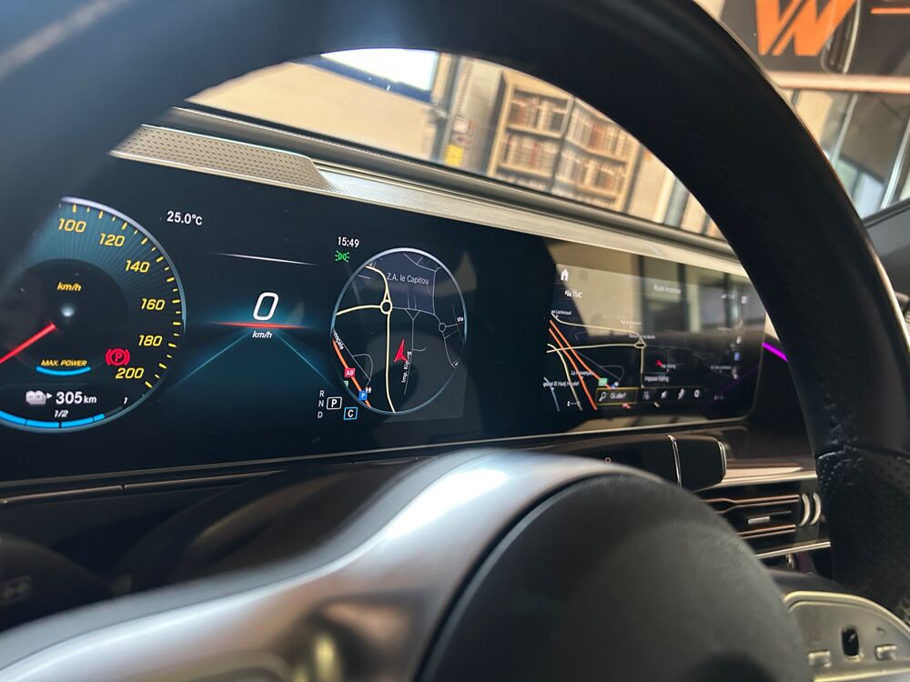 EQC 400 4MATIC AMG LINE 81 KWH 2021 occasion 83600 Fr&eacute;jus