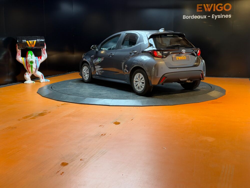 Yaris 1.5 VVTI 116ch FULL-HYBRID 0.8KWH DYNAMIC BVA // ENTRETIEN T 2022 occasion 33320 Eysines