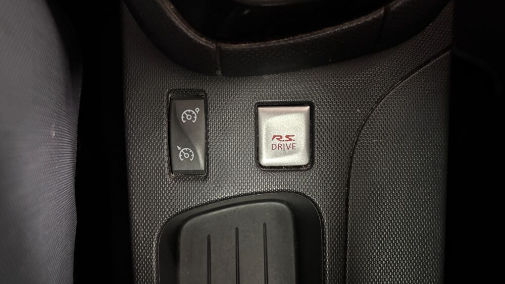 Clio 1.2 TCE 120ch GT EDC 2014 occasion 34430 Saint-Jean-de-V&eacute;das
