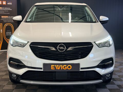 Grandland x 1.2 T 130Ch BUSINESS EDITION 4X2 BVA - ENTRETIEN COMPLET + D 2017 occasion 79000 Niort