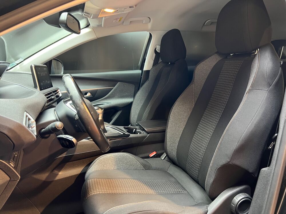 3008 GENERATION-II 1.5 BLUEHDI 130 ACTIVE BUSINESS / CARPLAY / CL 2018 occasion 33320 Eysines