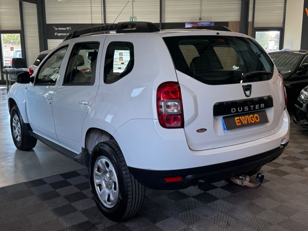 Duster 1.5 DCI 110 Ch - DISTRIBUTION NEUVE 4X2- ATTELAGE 2014 occasion 79000 Niort