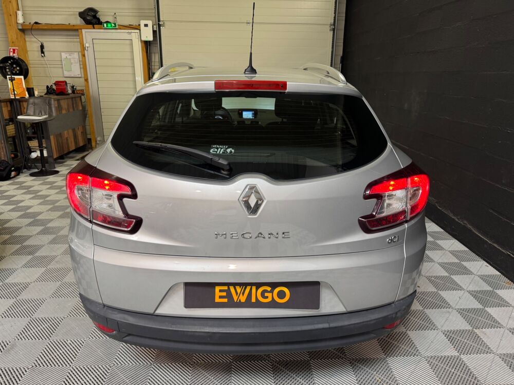 M&eacute;gane ESTATE 1.5 DCI 110ch BUSINESS REGULATEUR DE VITESSE/ TOM TO 2012 occasion 78125 Gazeran