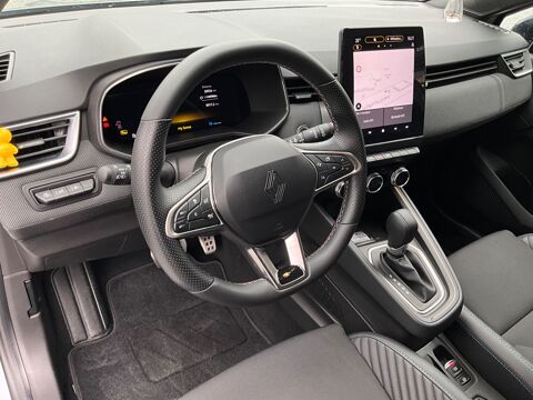 Clio RENAULT CLIO 1.6 E-TECH 145 CH FULL HYBRID ESPRIT ALPINE 2025 occasion 17000 La Rochelle