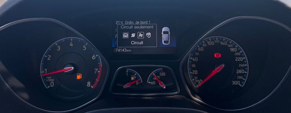 Focus III 2.3 ECOBOOST 350 RS 4X4 + CAMERA + SON SONY + ACC&Egrave;S MAIN 2017 occasion 97410 Saint-Pierre