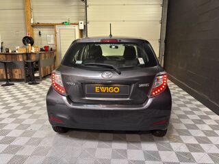 Yaris 1.3 VVTI 100ch DYNAMIC BVM REGULATEUR DE VITESSE/ CAMERA DE 2014 occasion 78125 Gazeran