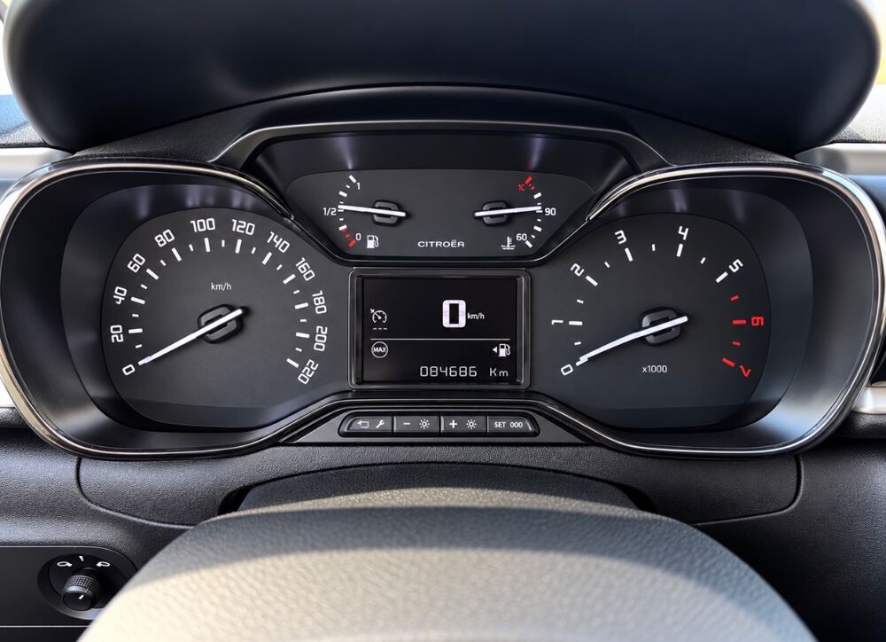 C3 1.5 BLUEHDI 100ch - CarPlay - Attelage - Clim - Entretien Ci 2018 occasion 44220 Cou&euml;ron