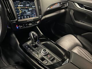 Levante S Q4 3.0 ESSENCE 430Ch BVA / SI&Egrave;GES CHAUFFANTS / CARPLAY / C 2016 occasion 33260 La Teste-de-Buch