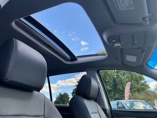 Santa Fe 2.2 CRDI 195 Ch PREMIUM 4WD / SIEGES CHAUFFANTS ELECTRIQUES 2012 occasion 17000 La Rochelle