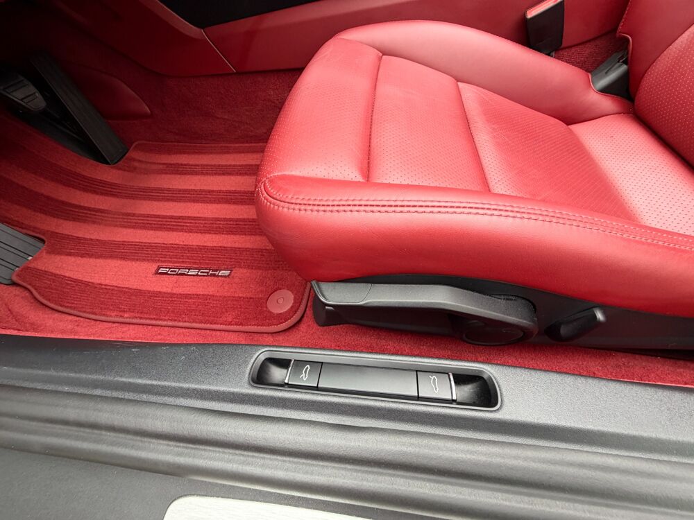 Boxster (982) 2.0 300CH - BVM6 - CUIR ETENDU ROUGE BORDEAUX - JANTES 2020 occasion 13700 Marignane