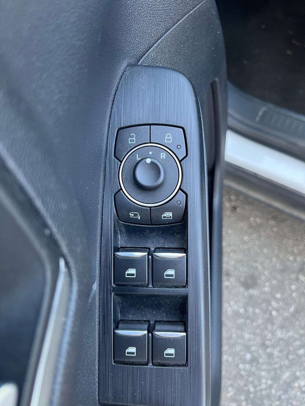 Kuga 2.5 DURATEC FLEXIFUEL 190Ch HYBRID TITANIUM 4X2 POWERSHIFT / 2022 occasion 74600 Seynod