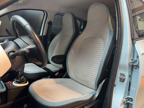 Twingo 1.0 SCE 70 INTENS // FAIBLE KILOMETRAGE // CLIMATISATION // 2015 occasion 33320 Eysines