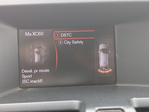 XC60 2.4 D3 165cv KINETIC AWD / PREMIERE MAIN / ATTELAGE / RADAR 2011 occasion 69420 Ampuis