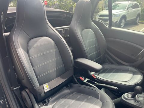 ForTwo 1.0 L 70ch PRIME CABRIOLET / RADAR DE RECUL / CHAINE 2017 occasion 38420 Le Versoud