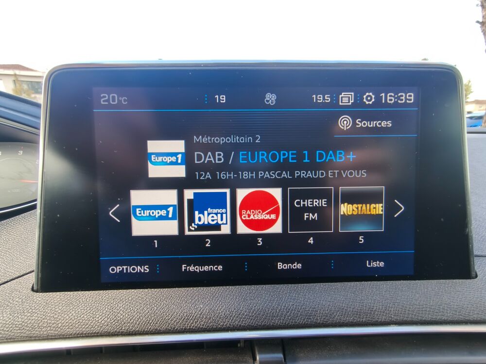 3008 GENERATION-II 1.5 BLUEHDi 130 CH ACTIVE EAT BVA / CARPLAY / 2020 occasion 40000 Mont-de-Marsan
