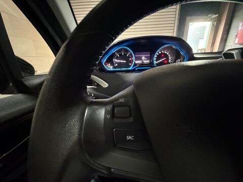 208 GENERATION-I 1.6 E-HDI 115 CH FELINE-TOIT PANO-BLUETOOTH 2013 occasion 60740 Saint-Maximin