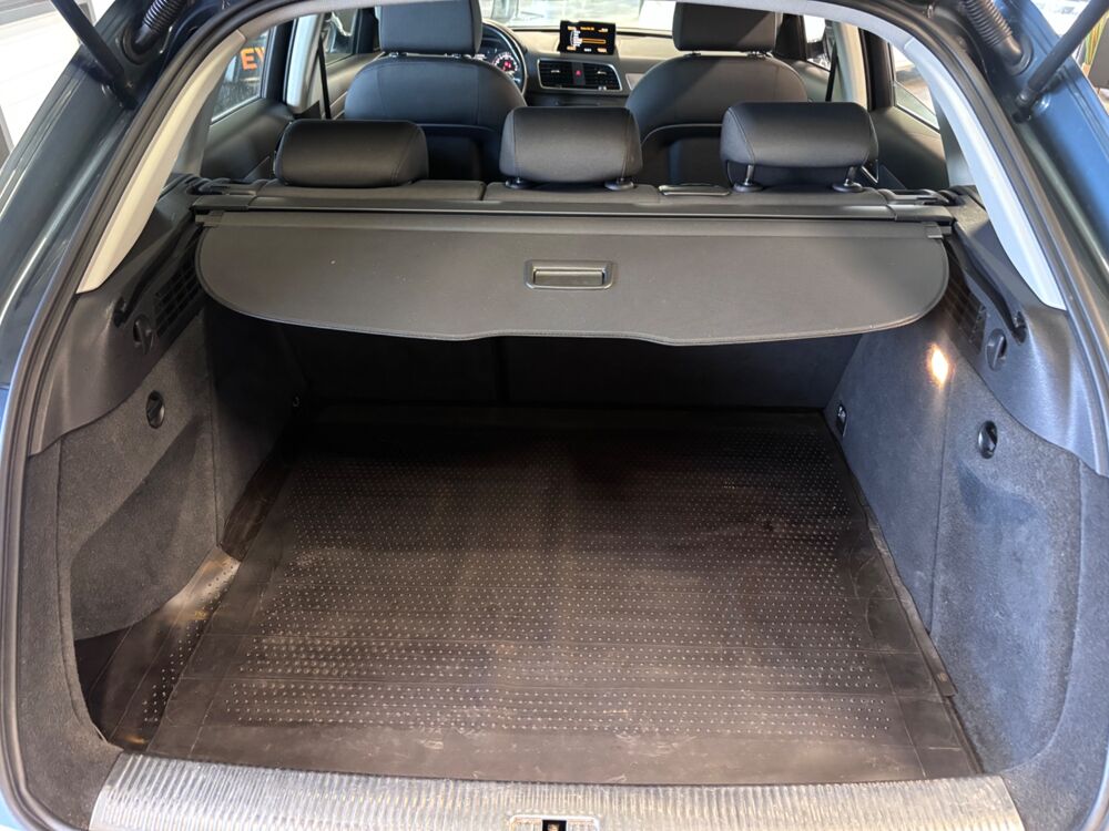 Q3 1.4 COD TFSI 150 Ch AMBIENTE S-TRONIC BVA 2016 occasion 79000 Niort
