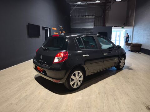Clio 1.6 110 EXCEPTION TOMTOM BVA ENTRETIEN A JOUR DISTRIBUTION N 2010 occasion 60740 Saint-Maximin